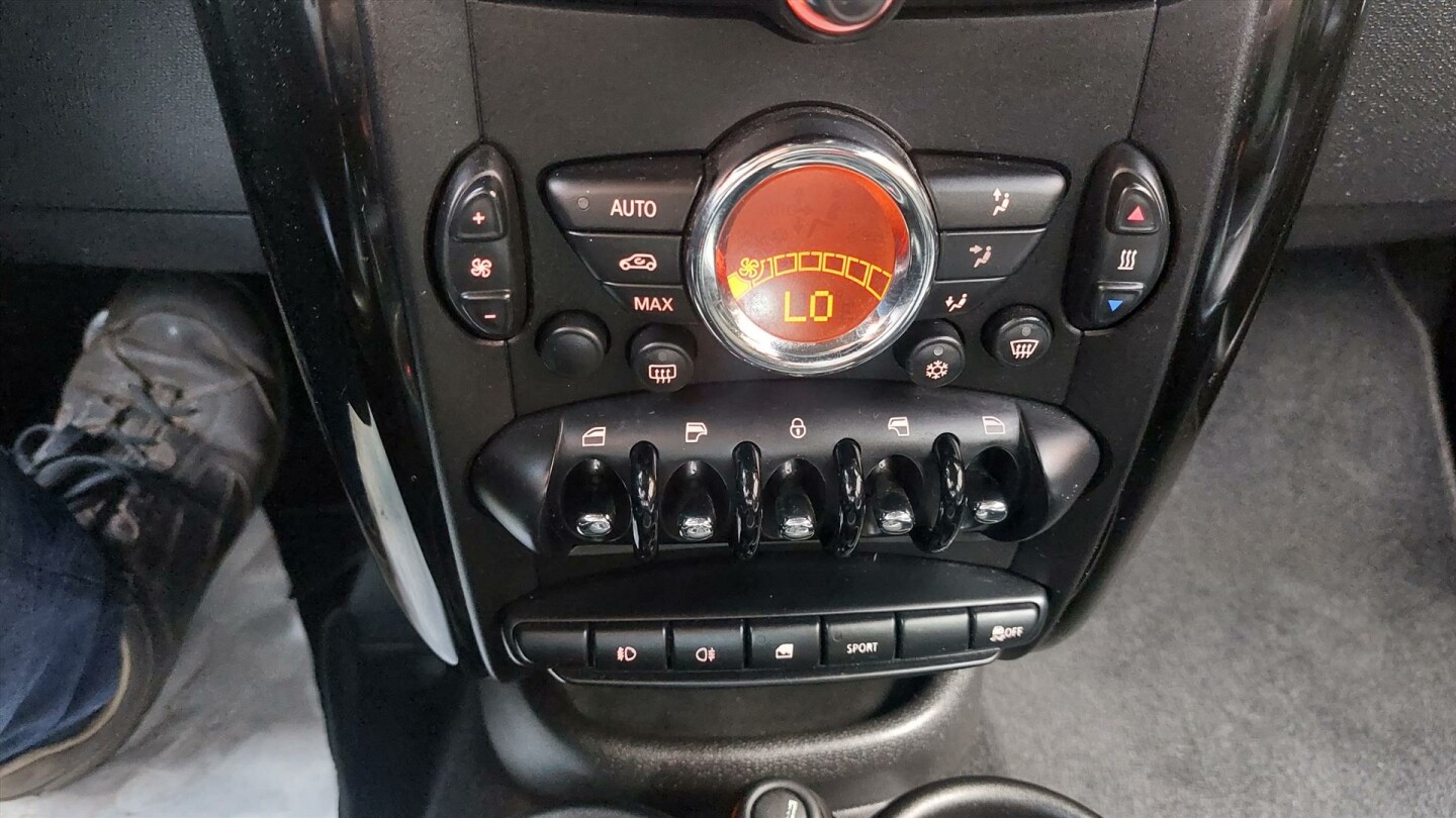 MINI-Countryman-14